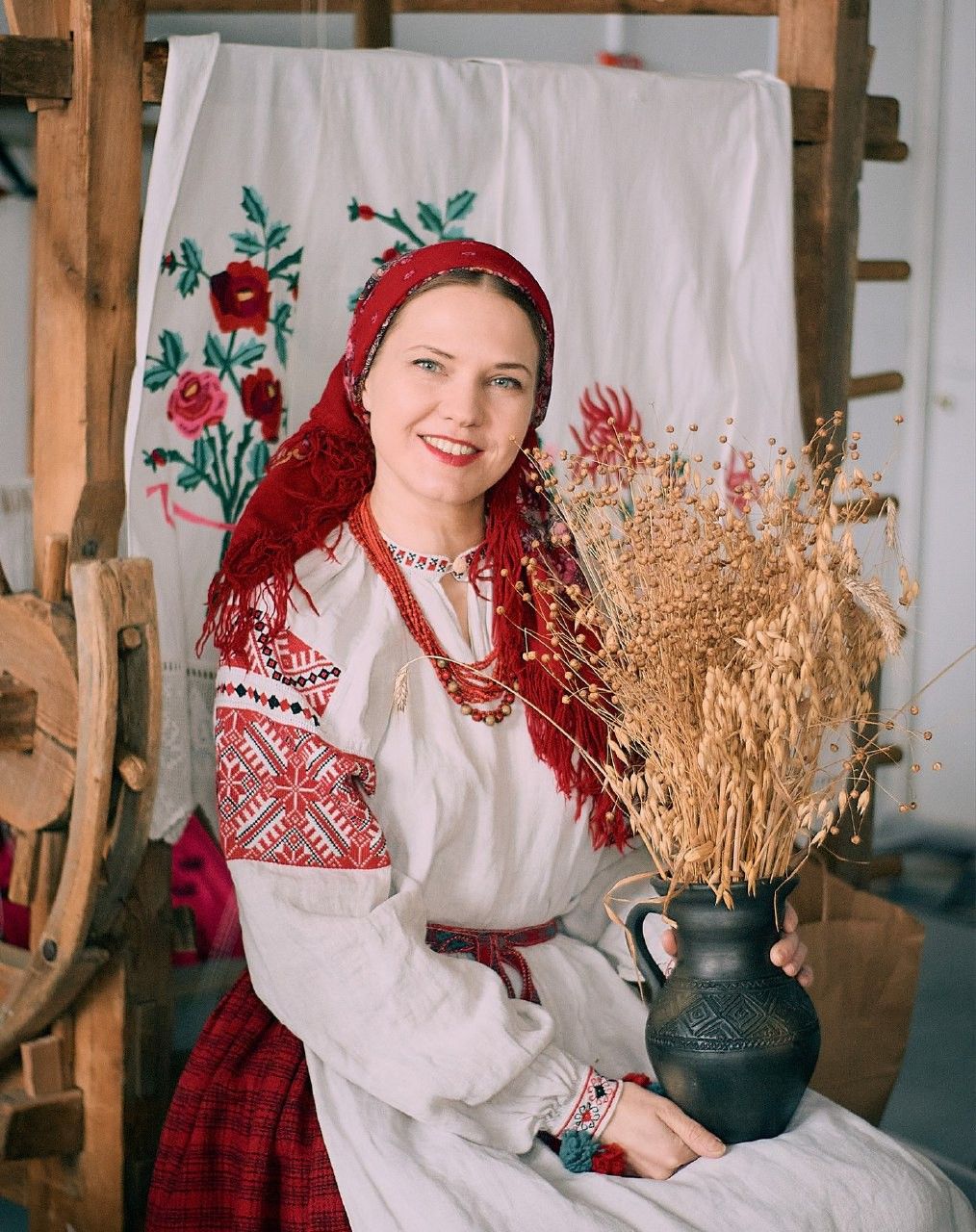Women in Slavic costumes in Long Beach