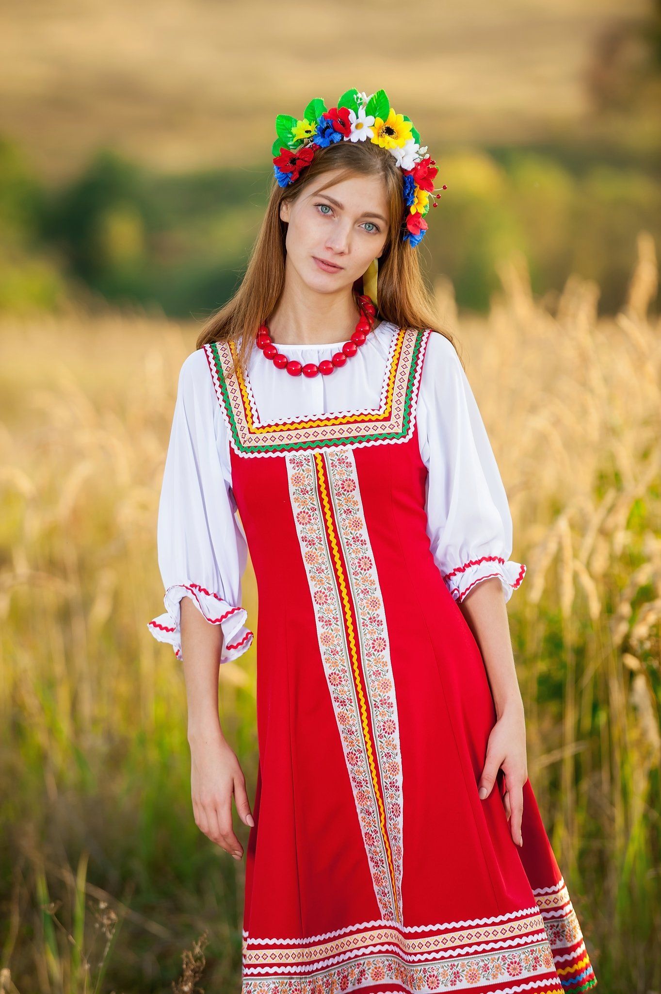 Women in Slavic costumes in Long Beach