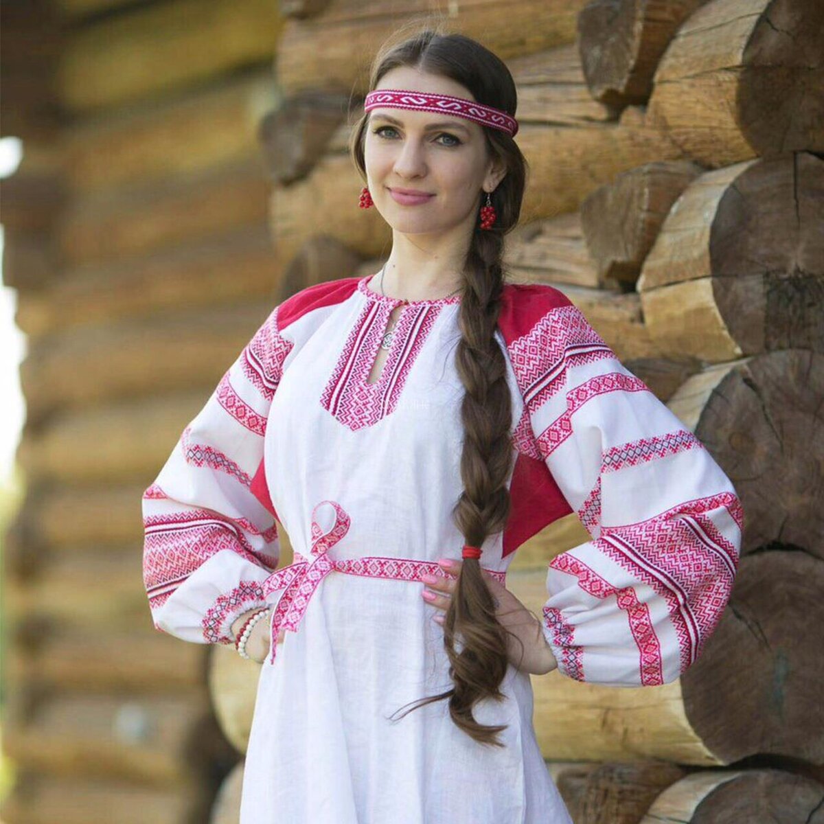Girls in Slavic costumes in Long Beach