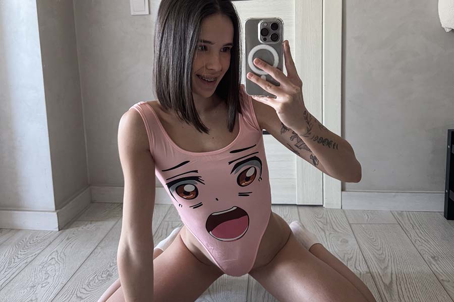 Model Tina in Long Beach